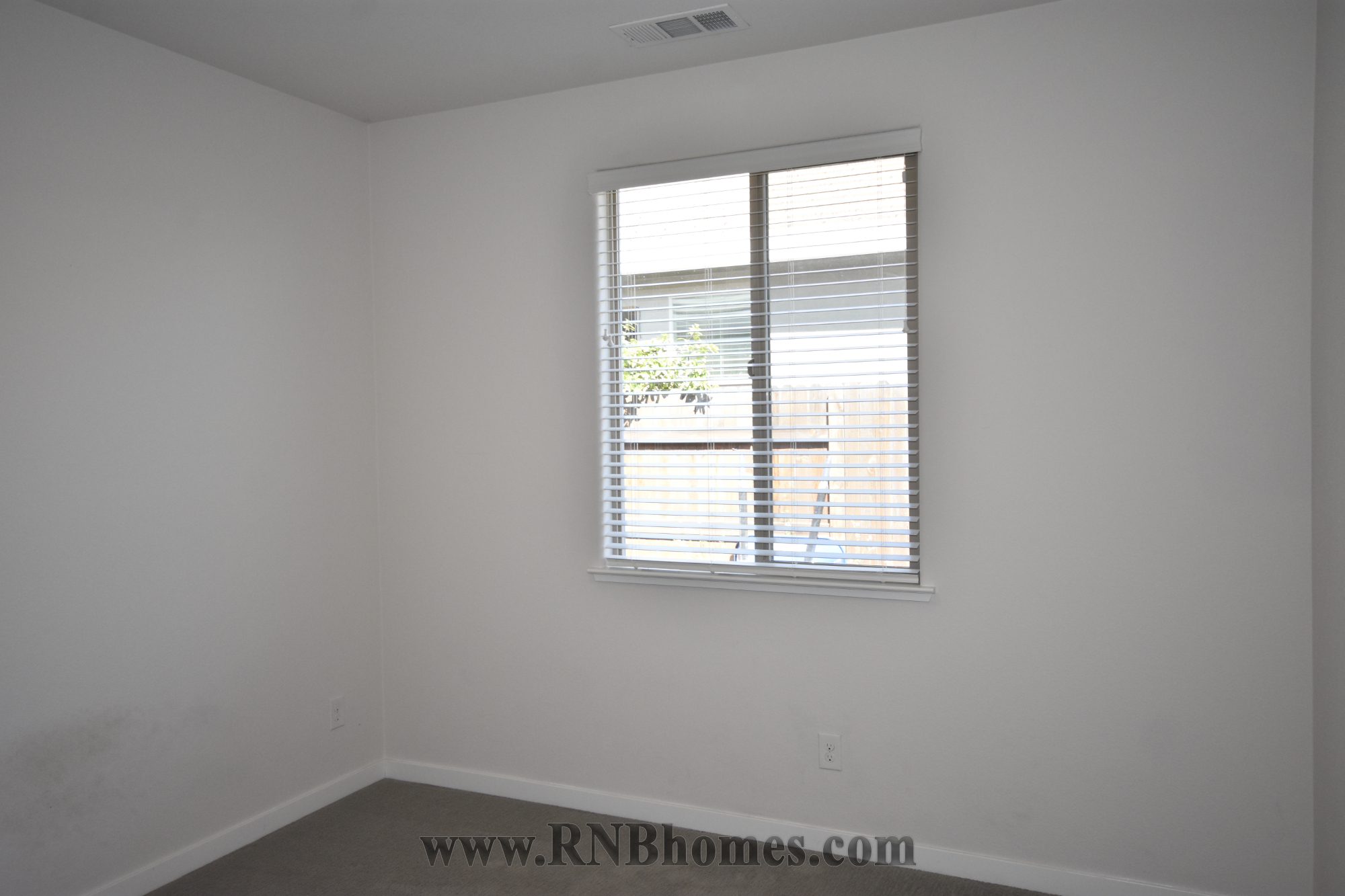 5033 Fitzwilliam Street, Roseville, CA rental home photo