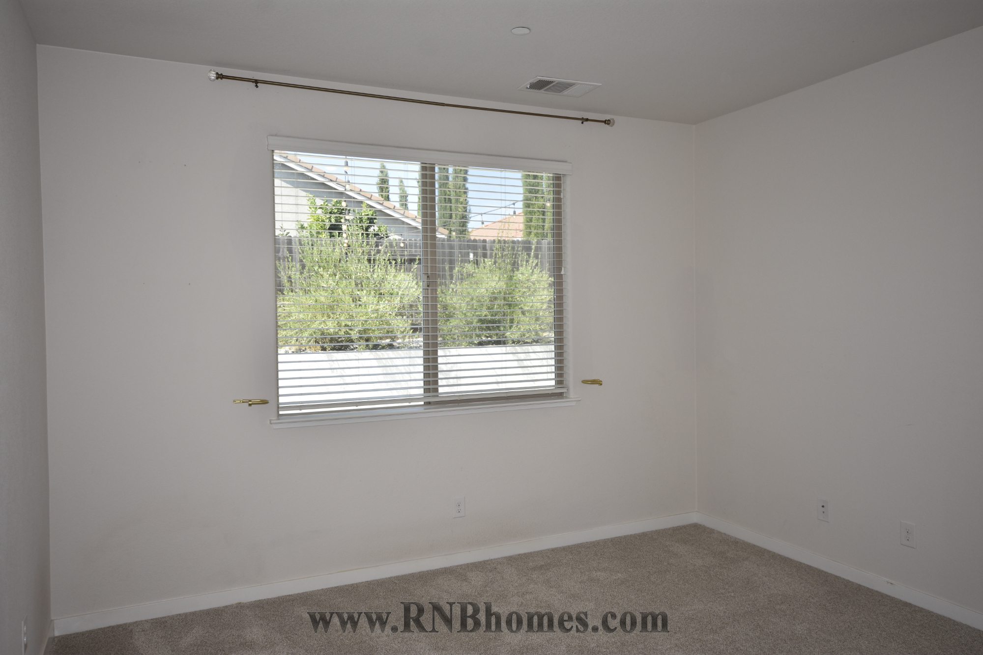 5033 Fitzwilliam Street, Roseville, CA rental home photo