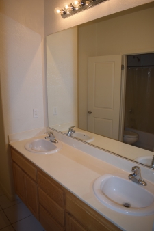 607 Stoneygate Court, Galt, CA rental home photo