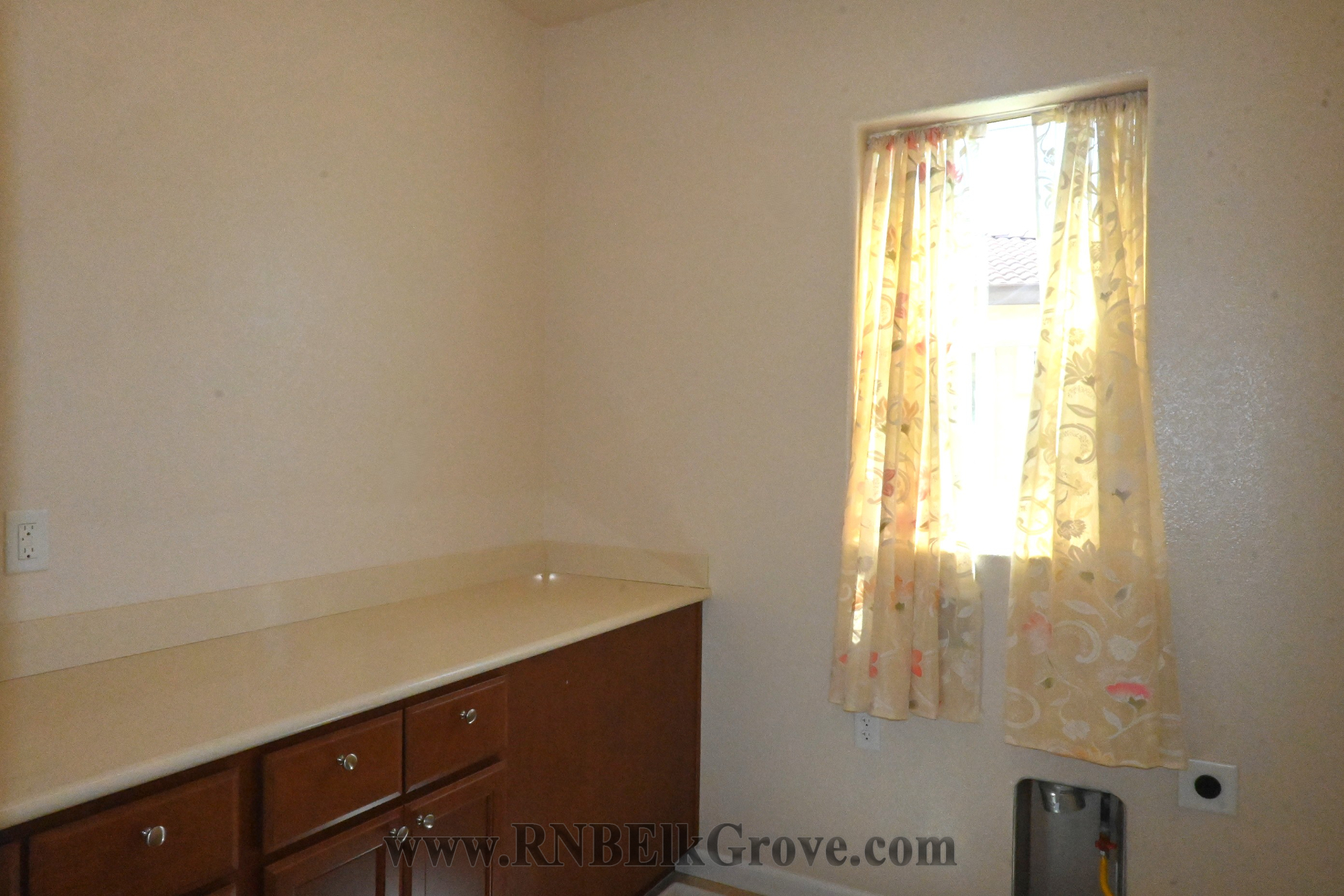 8280 Columbo Circle, Elk Grove, CA rental home photo
